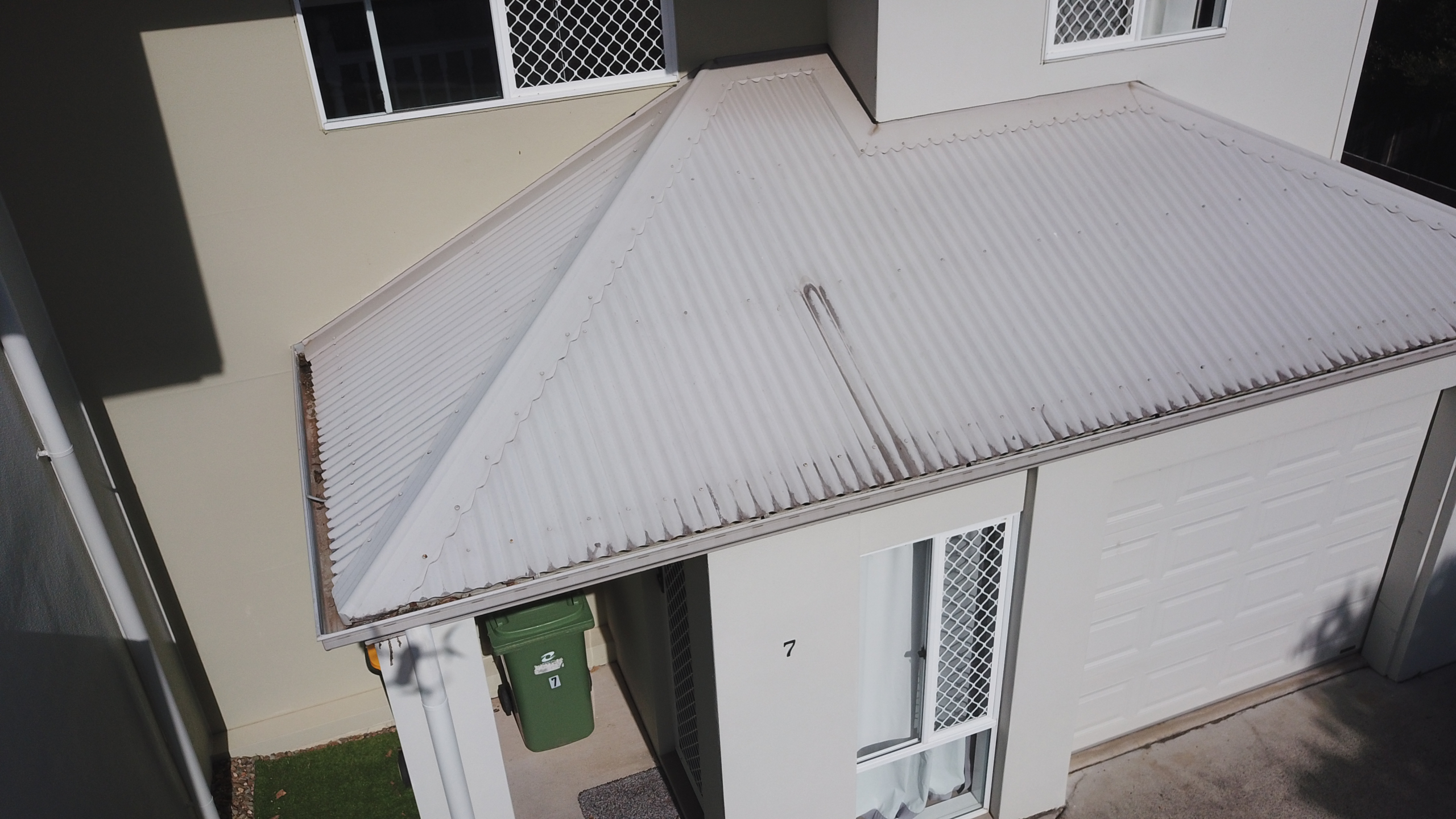 DCIM100MEDIADJI_0998.JPG Commercial Independent Roof Inspection of a metal roof with dome skylights and HVAC units